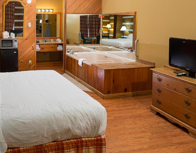 Timbers Lodge Honeymoon Suite